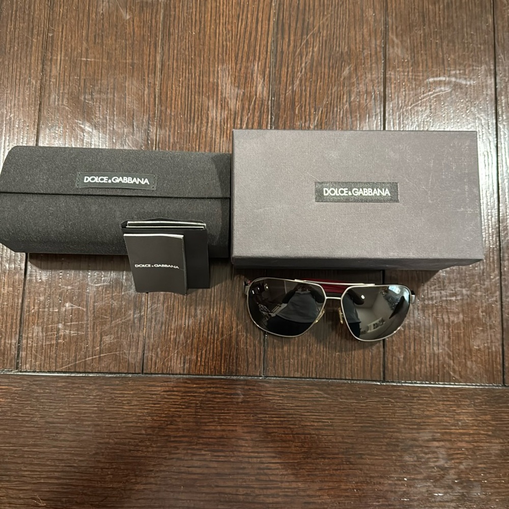 Dolce & Gabbana lightly worn sunglasses